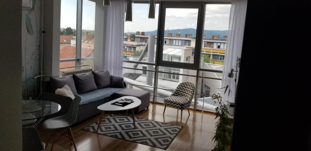Apartman Lori M Кралево Екстер'єр фото