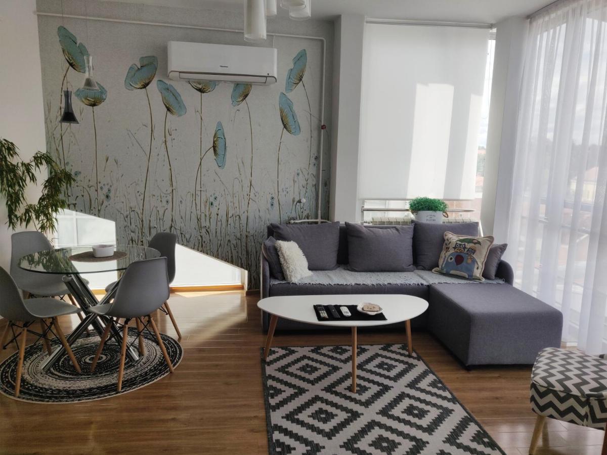 Apartman Lori M Кралево Екстер'єр фото